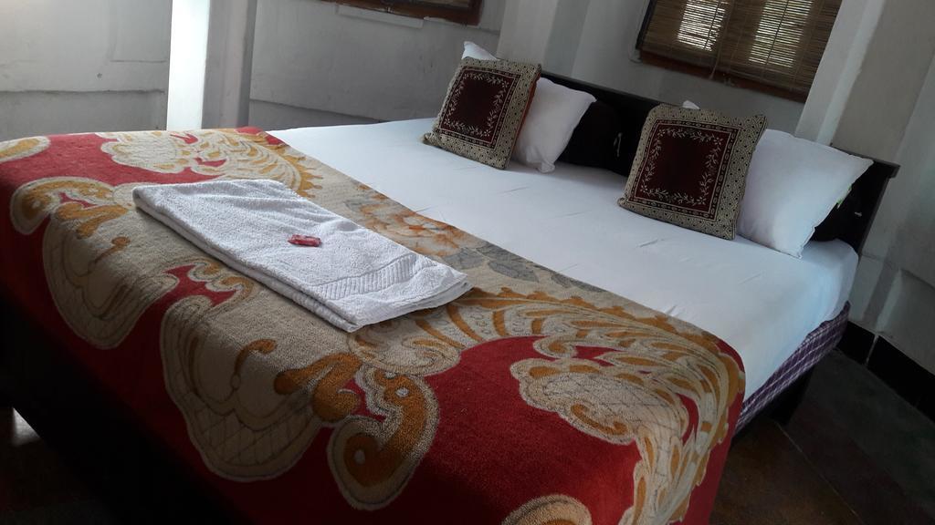 Bed And Breakfast Clock Tower Haveli Jodhpur  Bagian luar foto